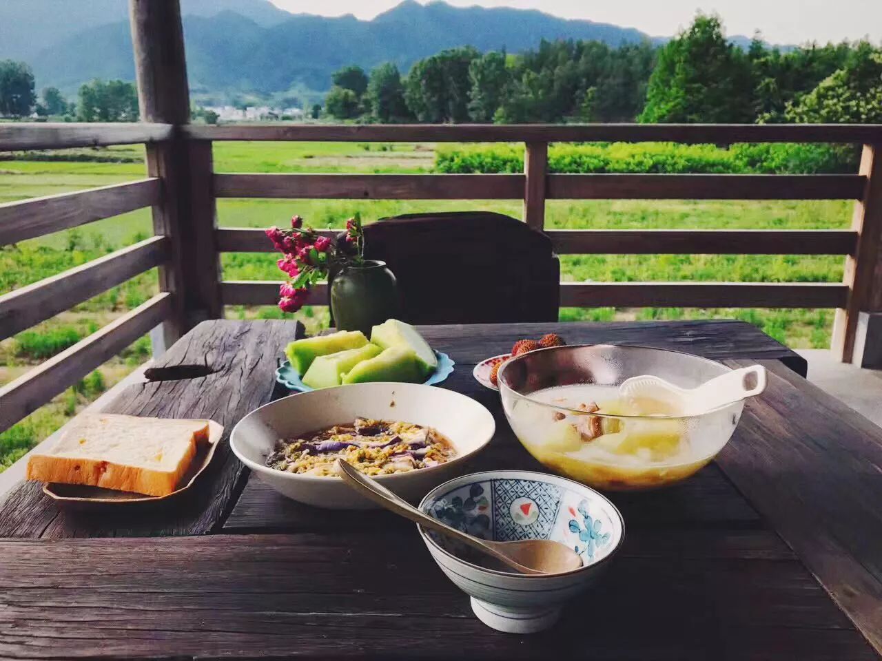 黃山·東田別野，日出而作日落而息的時光野