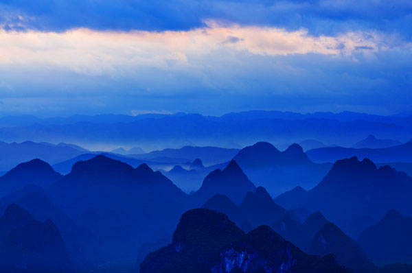 桂林市堯山美麗風景攝影